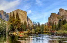 View of cliffs, trees and water in Yosemite National Park, California, USA