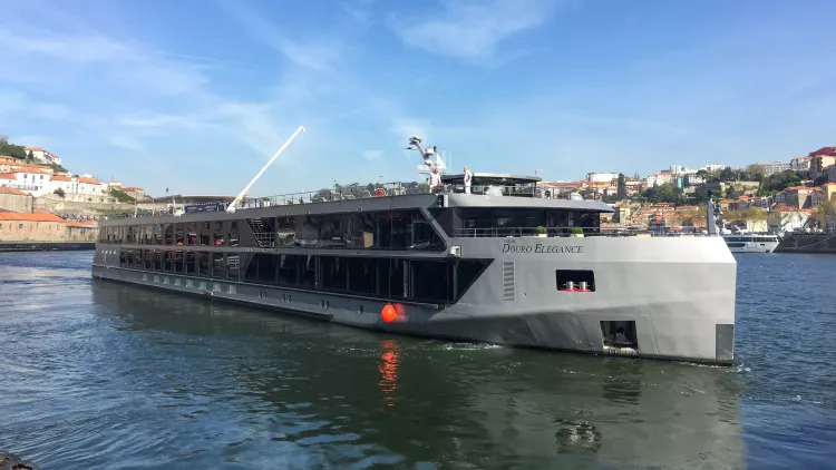 Exterior side shot of the Douro Elegance ship