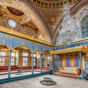 Colourful paintings and murals of Topkapi Palace