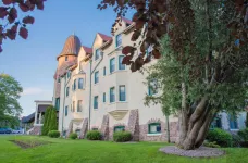 Exterior of the Digby Pines Golf Resort in Canada
