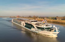 Panorama of the George Eliot cruise ship sailing