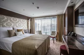 Double bed suite, VIVA Riverside Altstadt