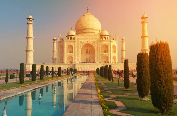 Sunset over the ivory-white marble Taj Mahal in Agra, India