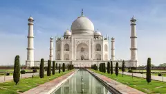 Front exterior view of the Taj Mahal in India